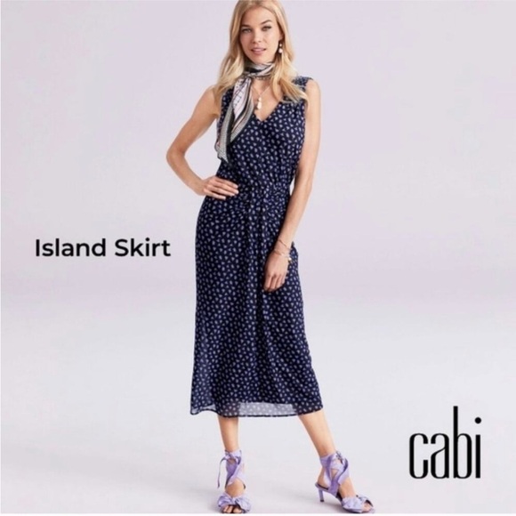 CAbi Dresses & Skirts - Cabi purple floral island skirt set sz lg